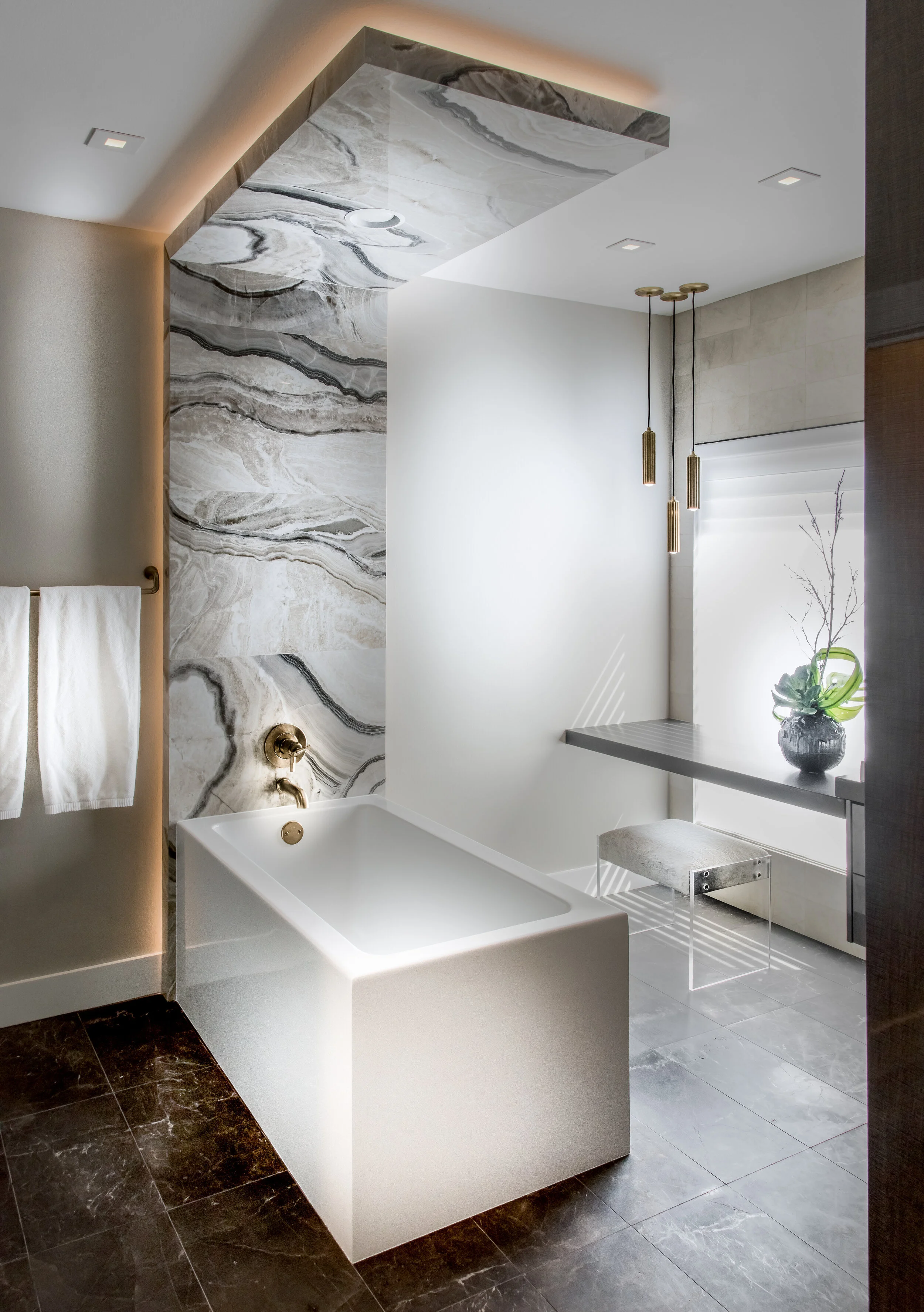 Contemporary+Interior+Design?format=2500w