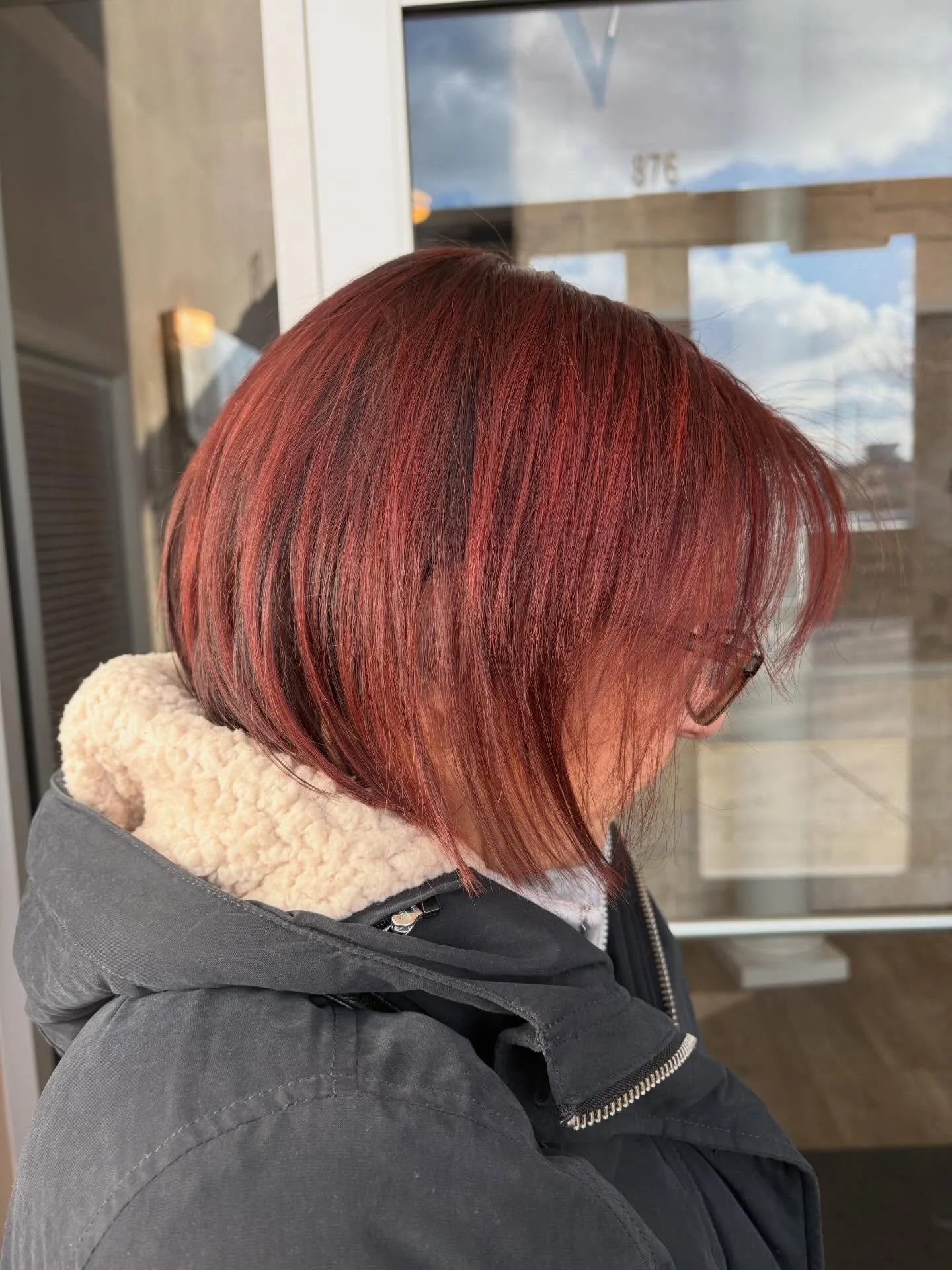 I&rsquo;ll make everybody redddd one heaaad at a time 🌶️ 

Took care of those grays and foiled back up the roots to make that color 🔥 

Want to join my redhead gang? ORRR make one of your own? Book with me!! I&rsquo;d be happy to do your color what