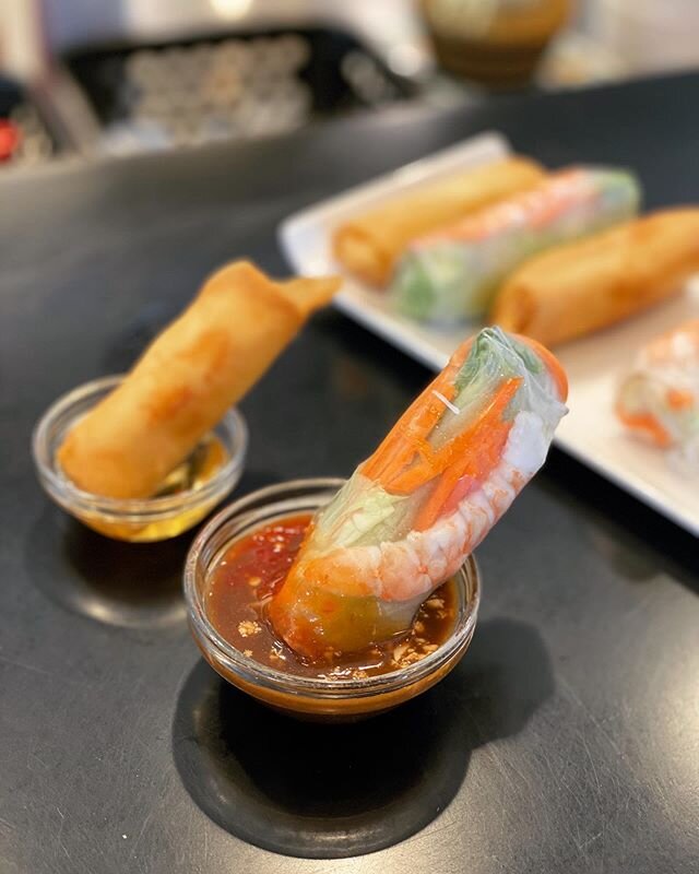 Yeah...📸: Salad rolls and springs rolls 🤤 from Grain of Rice
.
.
.
.
.
.
#chinesefood #asianfood #vietnamesefood #grainofriceyeg #yeglunch #yegdinner #yegeats #yegfood #yeglife #yegrestaurants #edmontonfood #edmontoneats #edmontonfoodie #exploreyeg