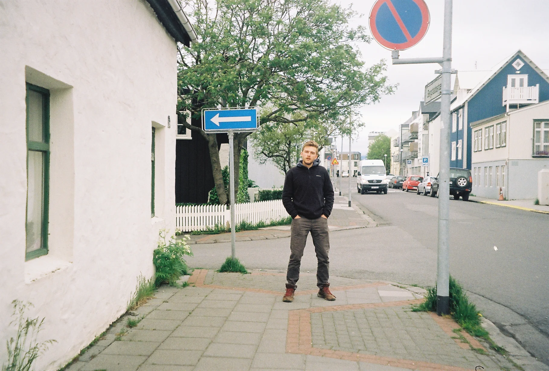 0933760-R1-03-4.jpg
