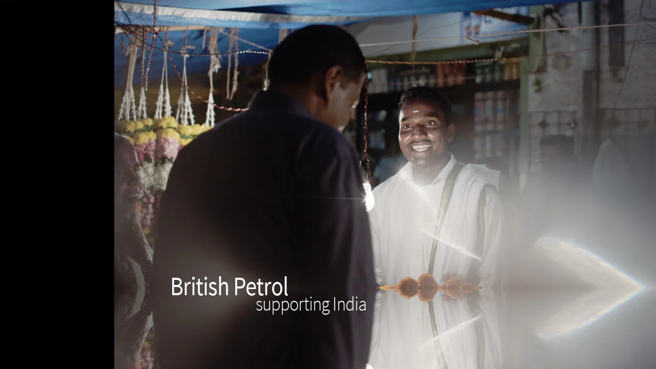 British_Petrol_suporting_India_1zu1_720.jpg