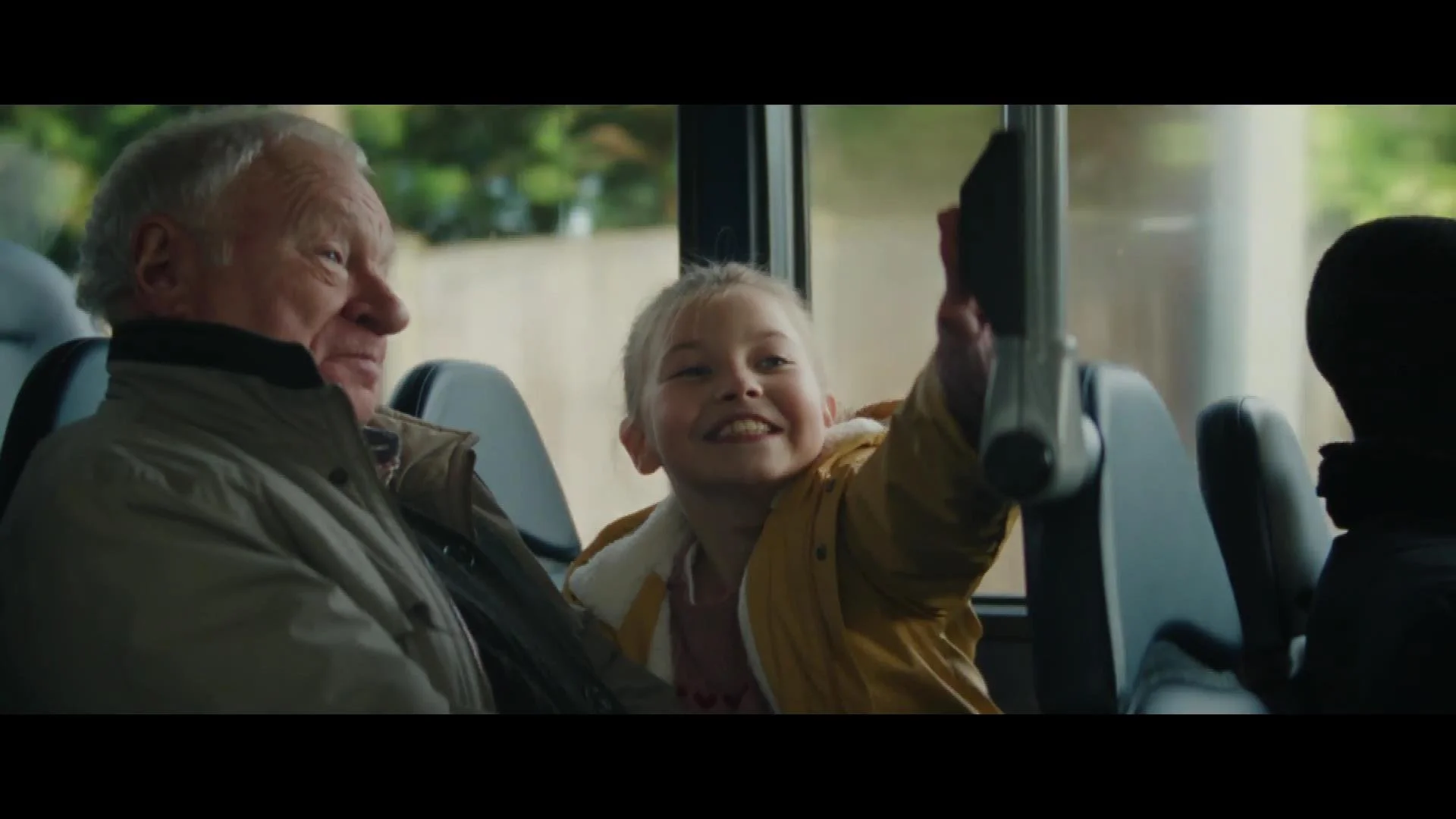 ARRIVA 'BESTEST DAY EVER - IMAGE 2.jpg