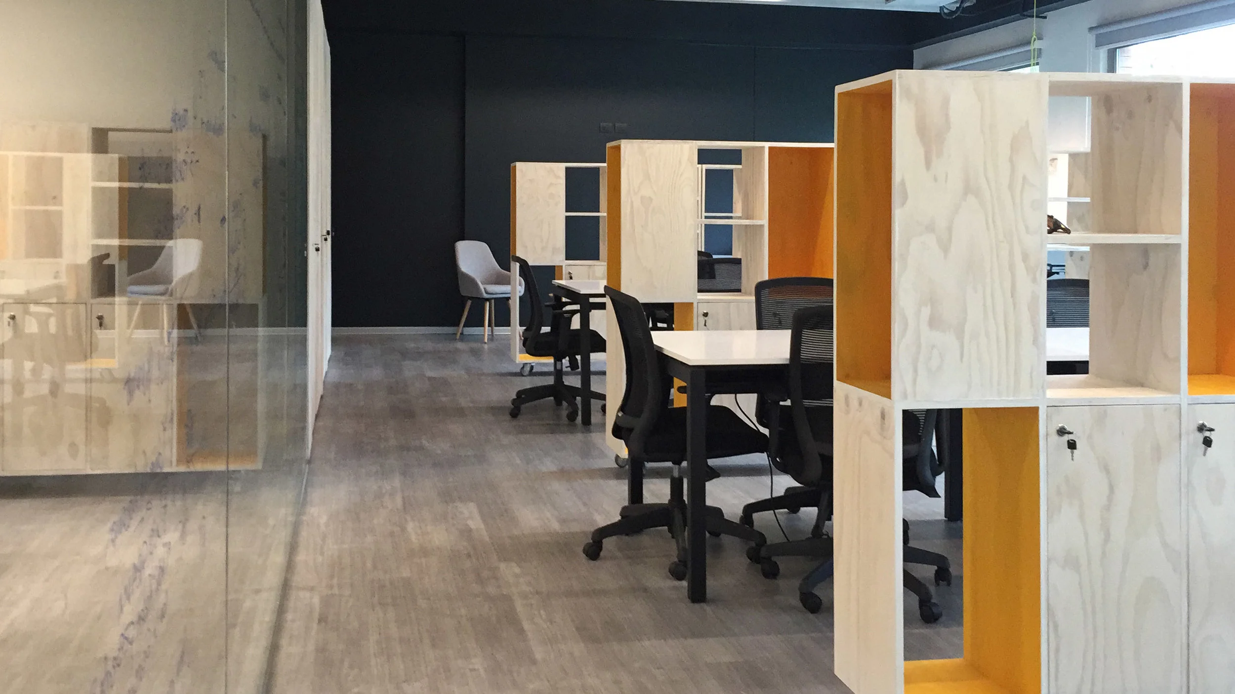 08 OFICINAS INCOWORK.JPG