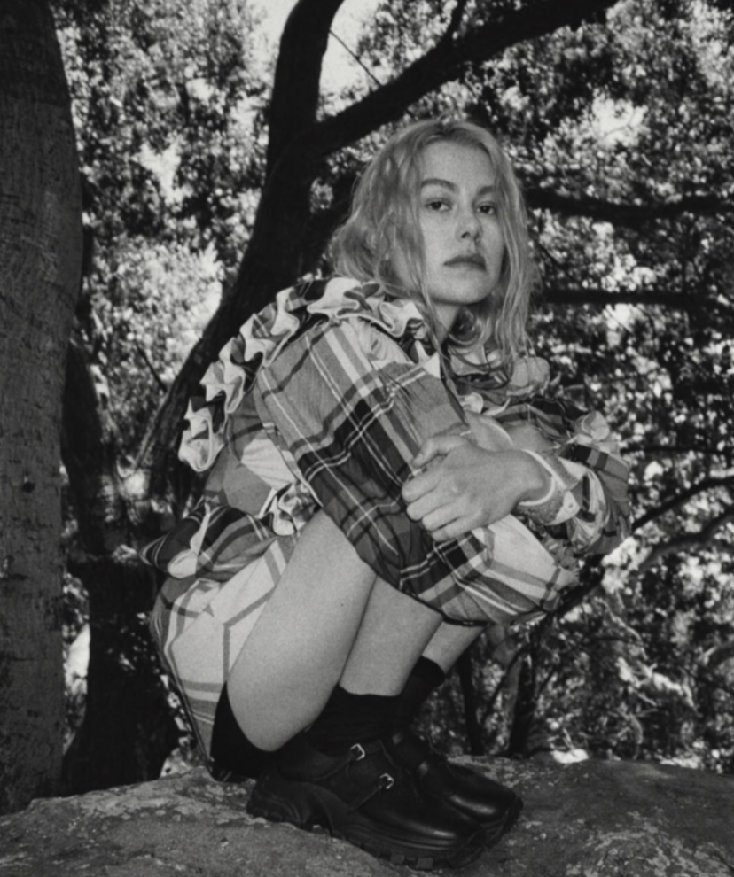 Buzzing Daily: Phoebe Bridgers - "Graceland Too"