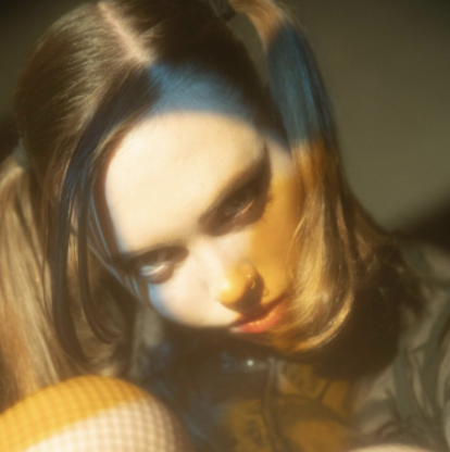 Buzzing Daily: Soccer Mommy - "Wide Open Spaces" 