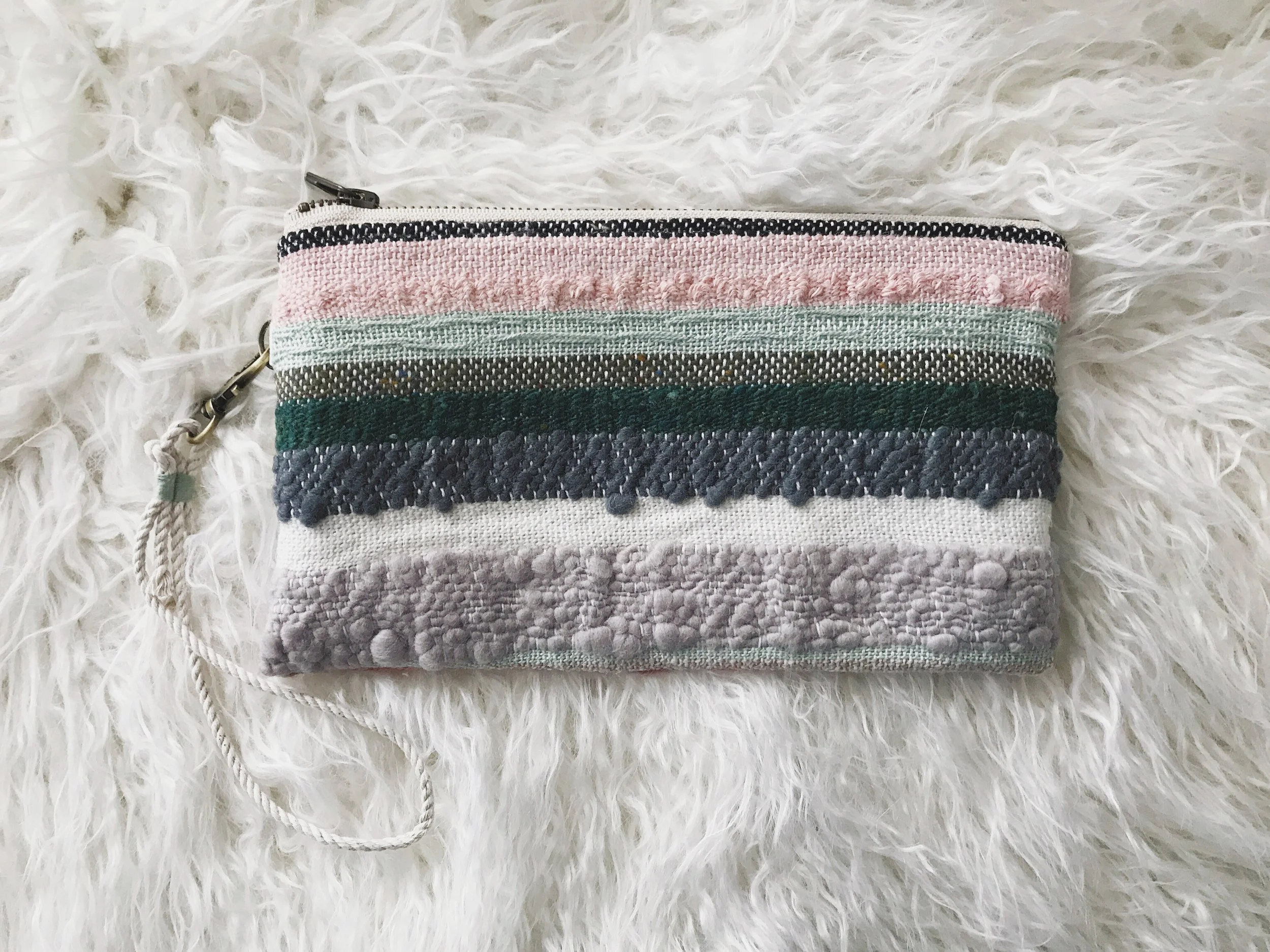 Handwoven Zipper Pouch 004