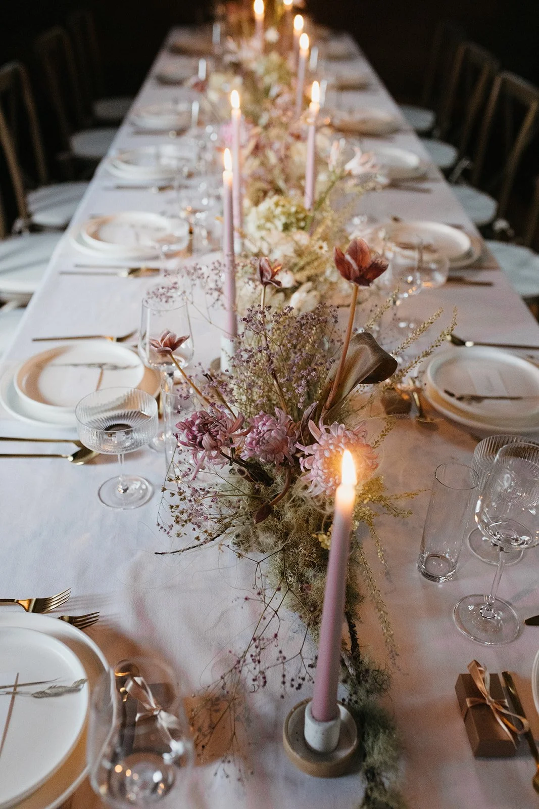 Winter Tablescape, Photo by: Alixann Loosle
