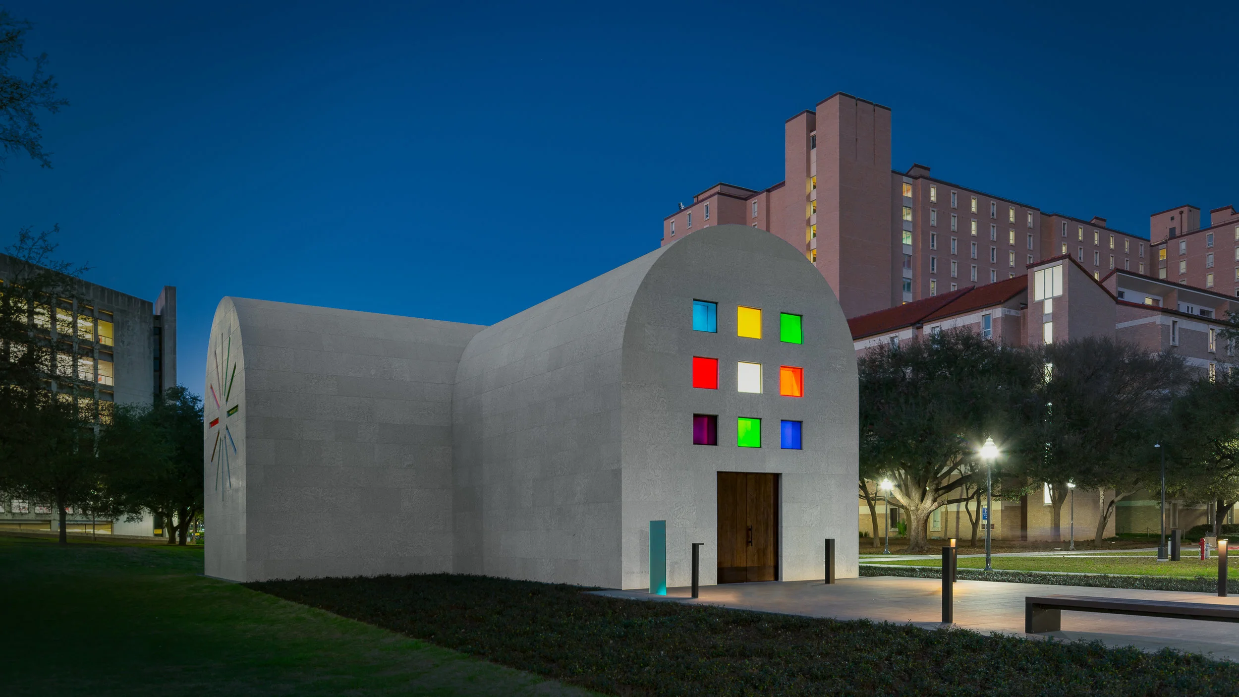 Ellsworth Kelly Austin.jpg