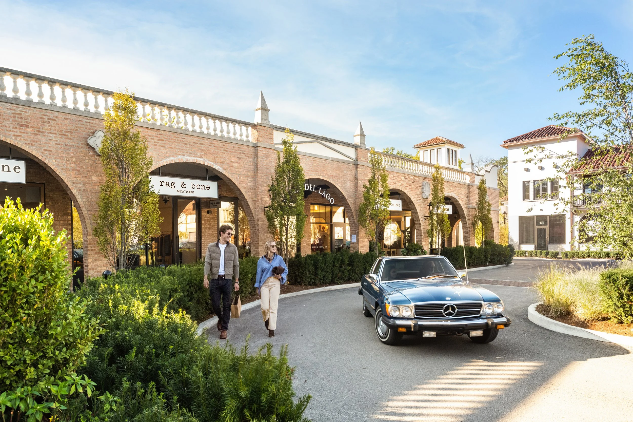  Plaza del Lago — historic Spanish-style shopping center — Wilmette IL — second oldest outdoor shopping center in the United States — WS Development — commercial architectural photography by Tobin Davies 