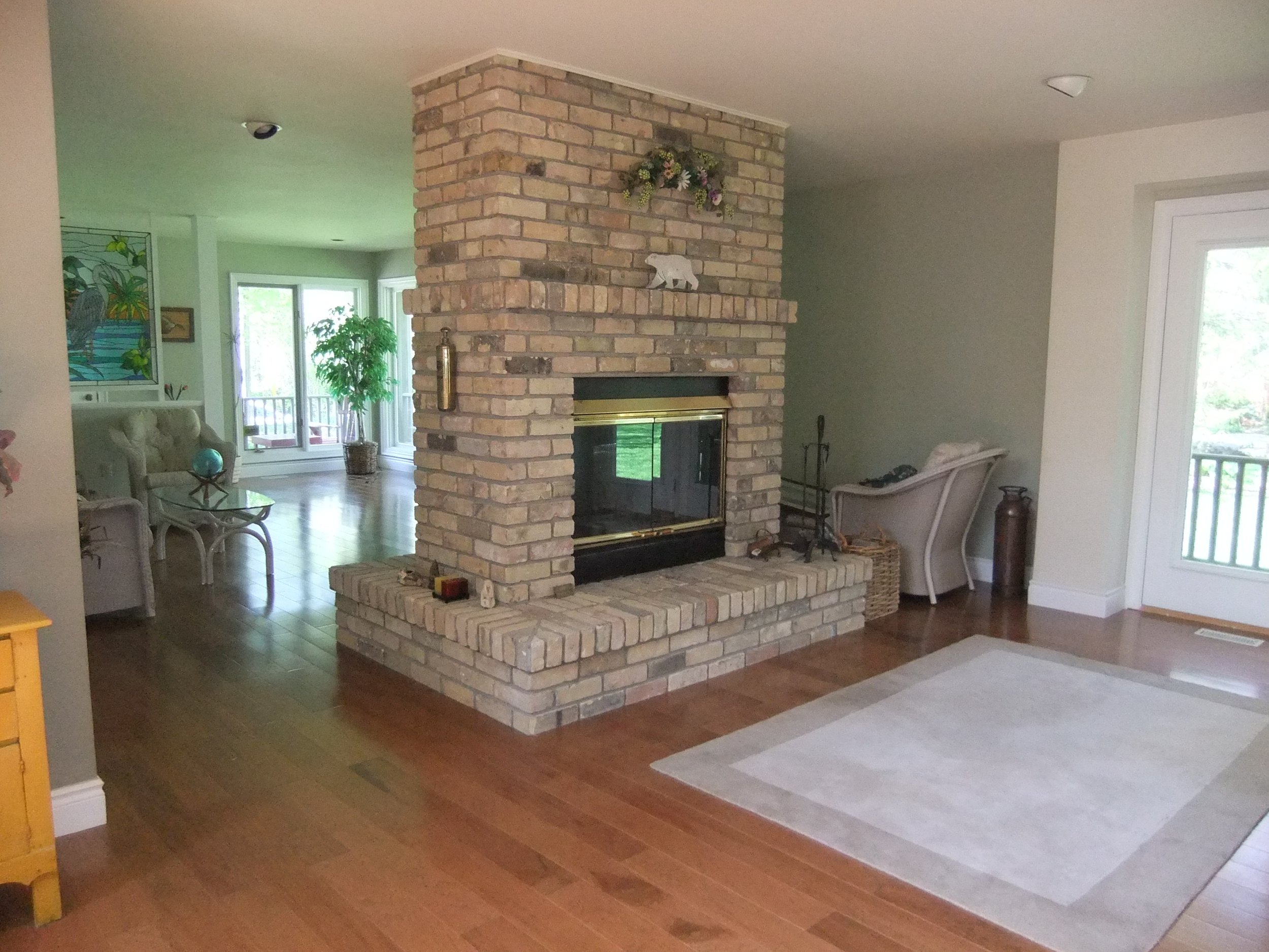 27 dining room - before.jpg