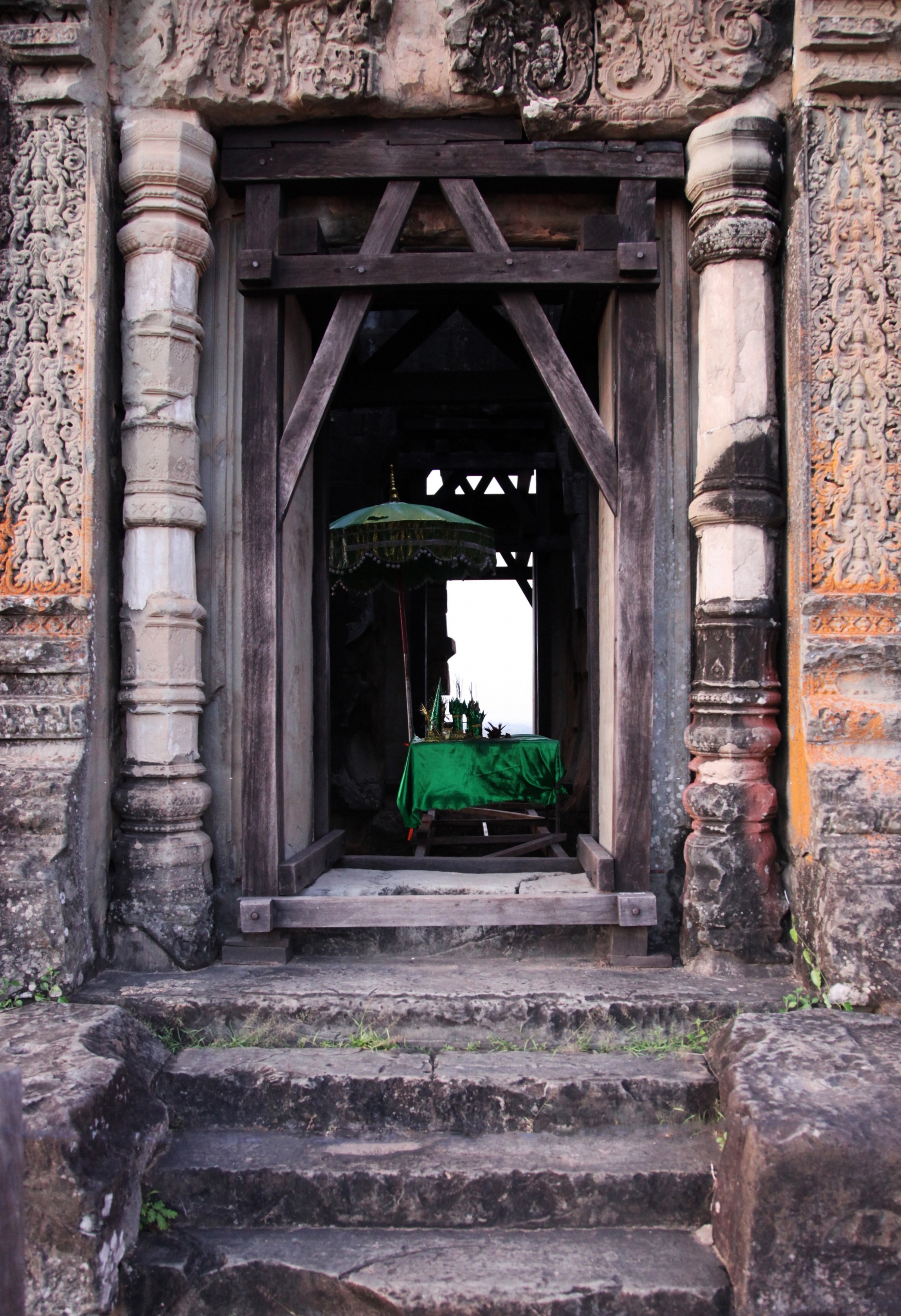 IMG_2695 Angkor mountain temple.jpg