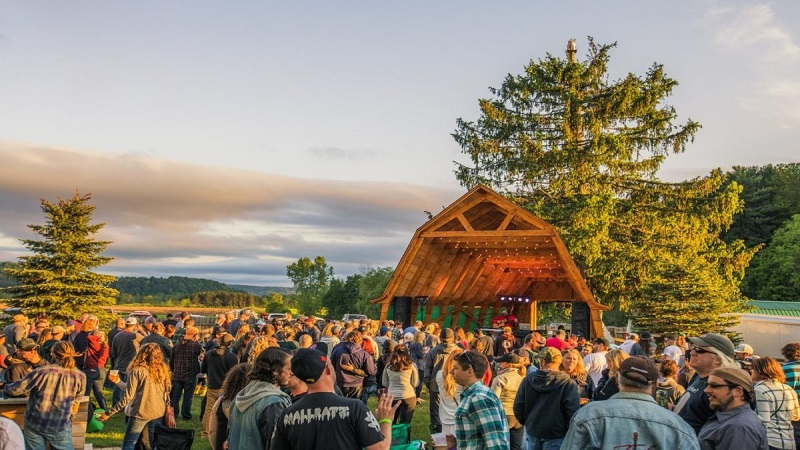 RBQ Amphitheater (NY)