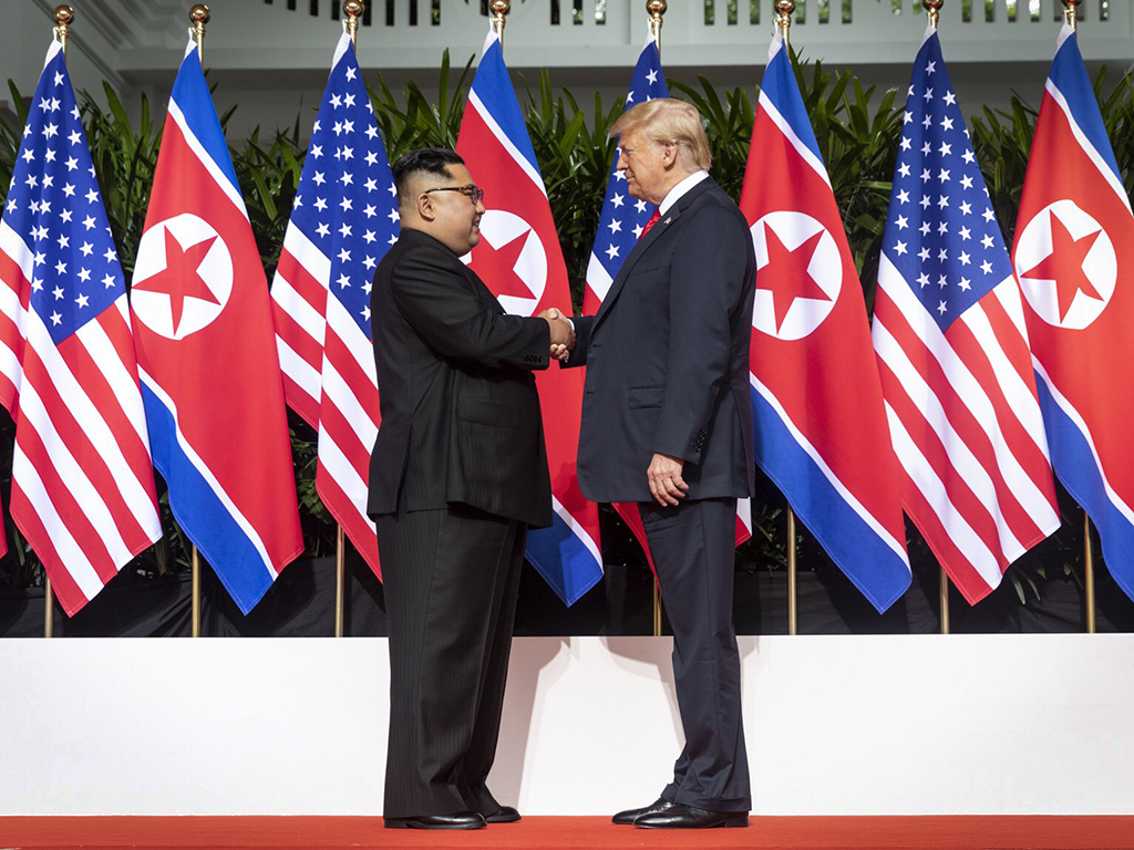 Kim_Trump_shaking_hands.jpg