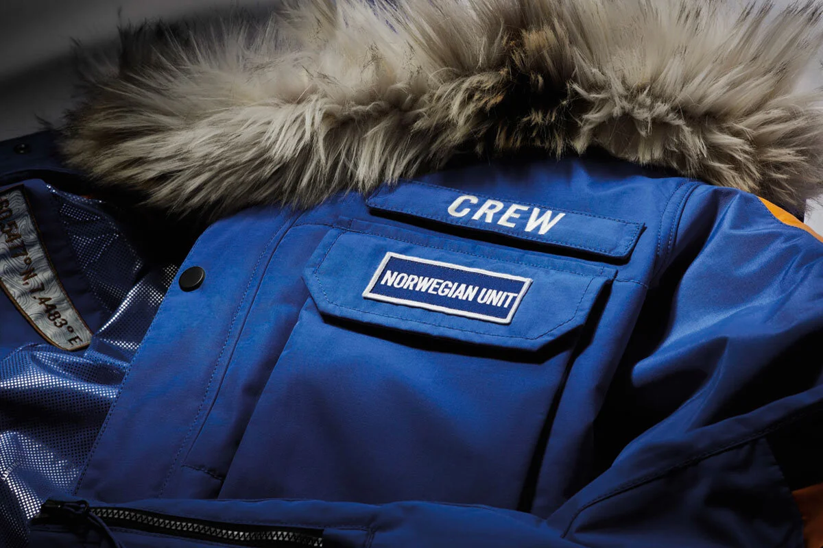 columbia-sportswear-cast-and-crew-star-wars-parka-002.jpg