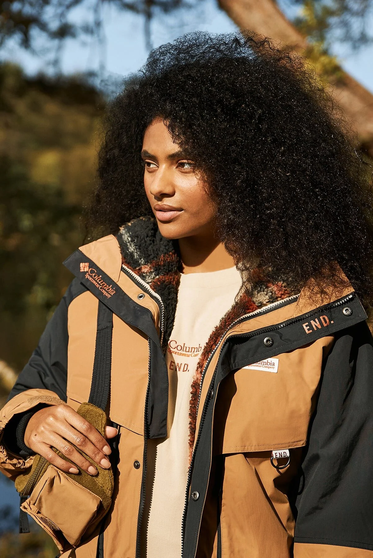 e60e8c06-68fd-4f32-8e7a-6262e98778d5_ENDxColumbia_0025_ENDxColumbia_PowderKegICParka_AW20_HR3.jpg