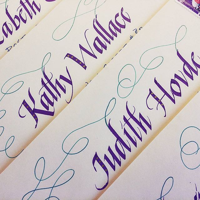 Fun italic for the WCG mail exchange. On it's way ladies!  #italiclettering #washingtoncalligraphyguild #happynewyear