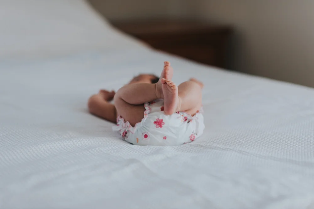 kelly & trav newborn lifestyle-5.jpg
