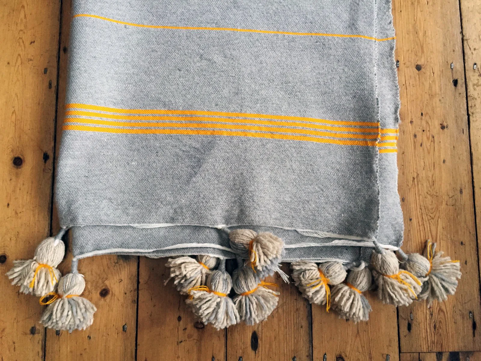 modern-beldi-blanket-grey-neon-orange-2.jpg