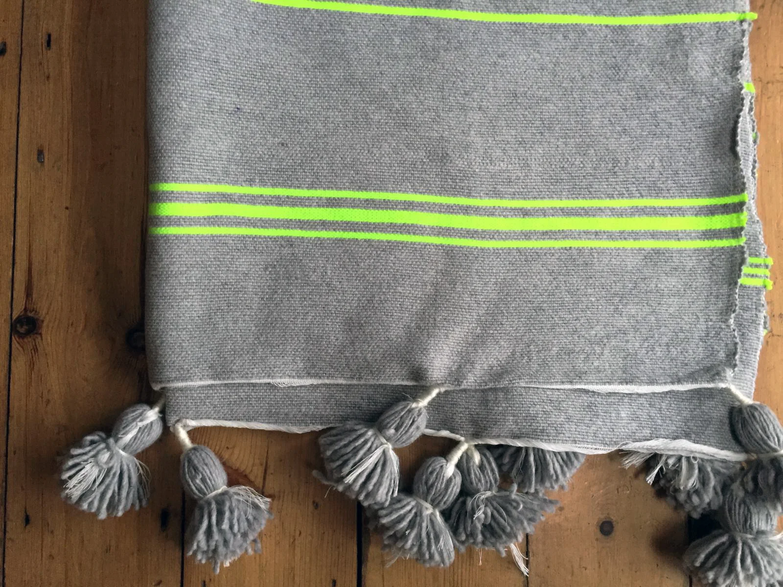modern-beldi-blanket-grey-neon-yellow-2.jpg