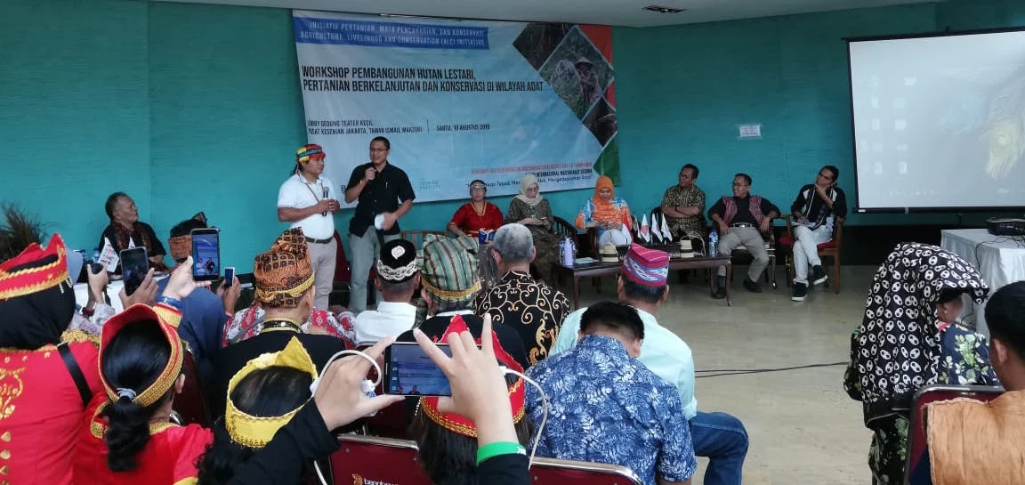 Intervención de Tuntiak Katán, vice-presidente de la COICA, en el foro «Desarrollo forestal sostenible agricultura sostenible y conservación en territorios indígenas».