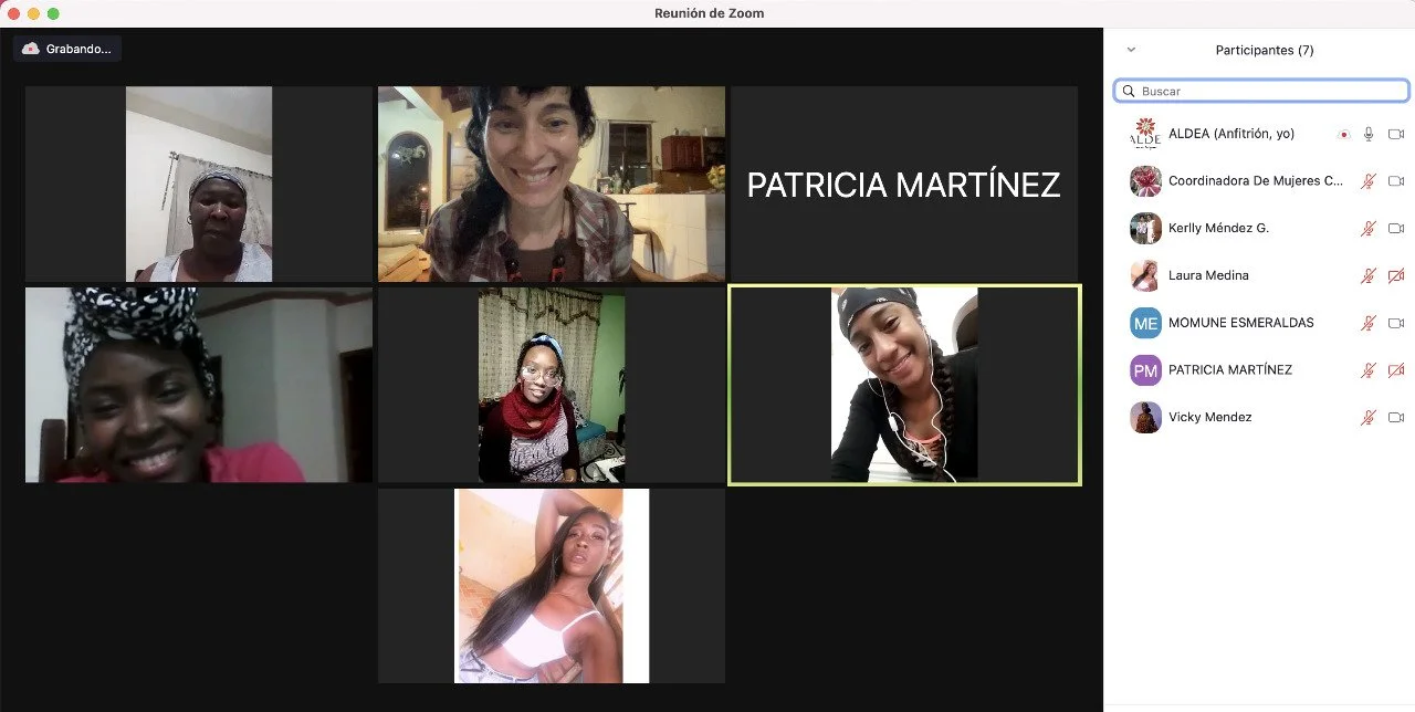 Cinco jóvenes tejen comunicación por los derechos y autonomías de las mujeres afroecuatorianas