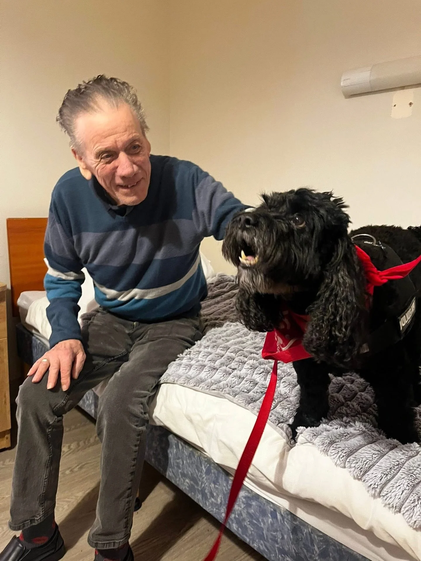 Another fantastic week at Wellburn Care ✨

Eighton Lodge residents were paws-itively thrilled to welcome their fur-iends from @wag_company 🐶 

Ryton Towers enjoyed a meaningful trip to @durhamcathedral, lighting candles in memory of loved ones befor