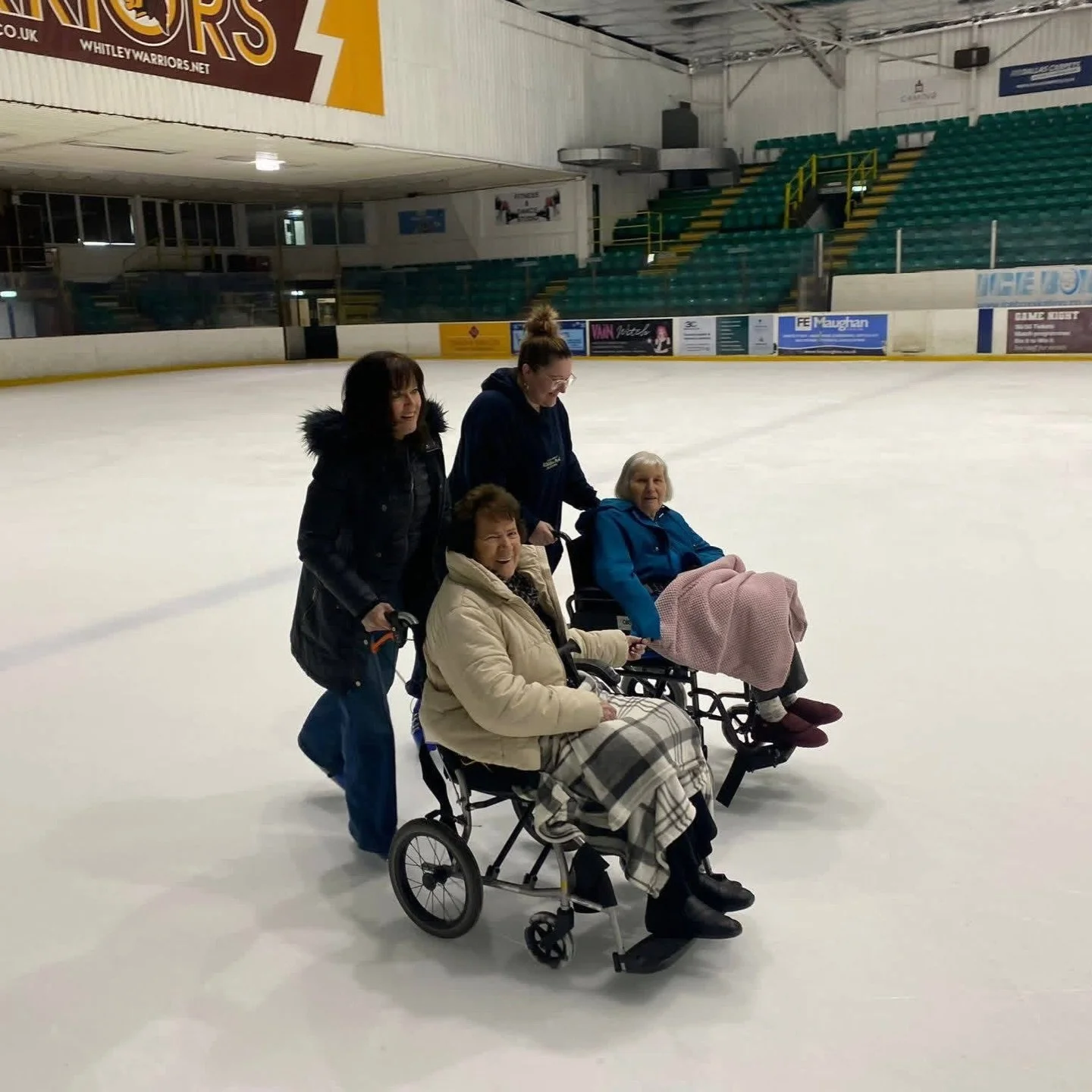 What a way to melt our hearts💙

Wellburn House recently enjoyed a cool day out at @whitleybayicerinkofficial, wrapping up warm and heading to the ice for a very special experience⛸️

They didn&rsquo;t let the cold slow them down, gliding into the da
