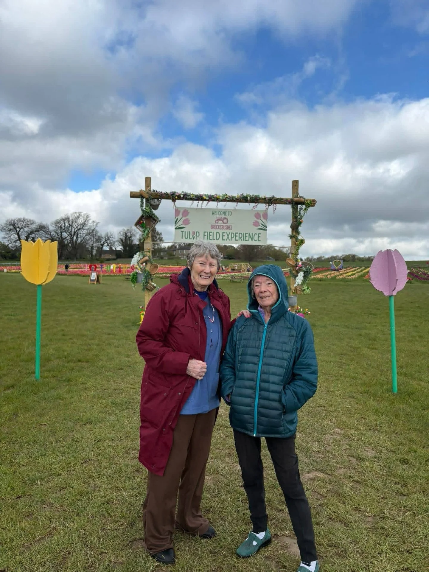 What a bloomin&rsquo; lovely week🌸✨

Residents from Wellburn House and Ryton Towers enjoyed a visit to the locally loved @brocksbushes_farm_shop, taking in the stunning tulips in full bloom and hand-picking their own spring bouquets🌷

Rosevale welc