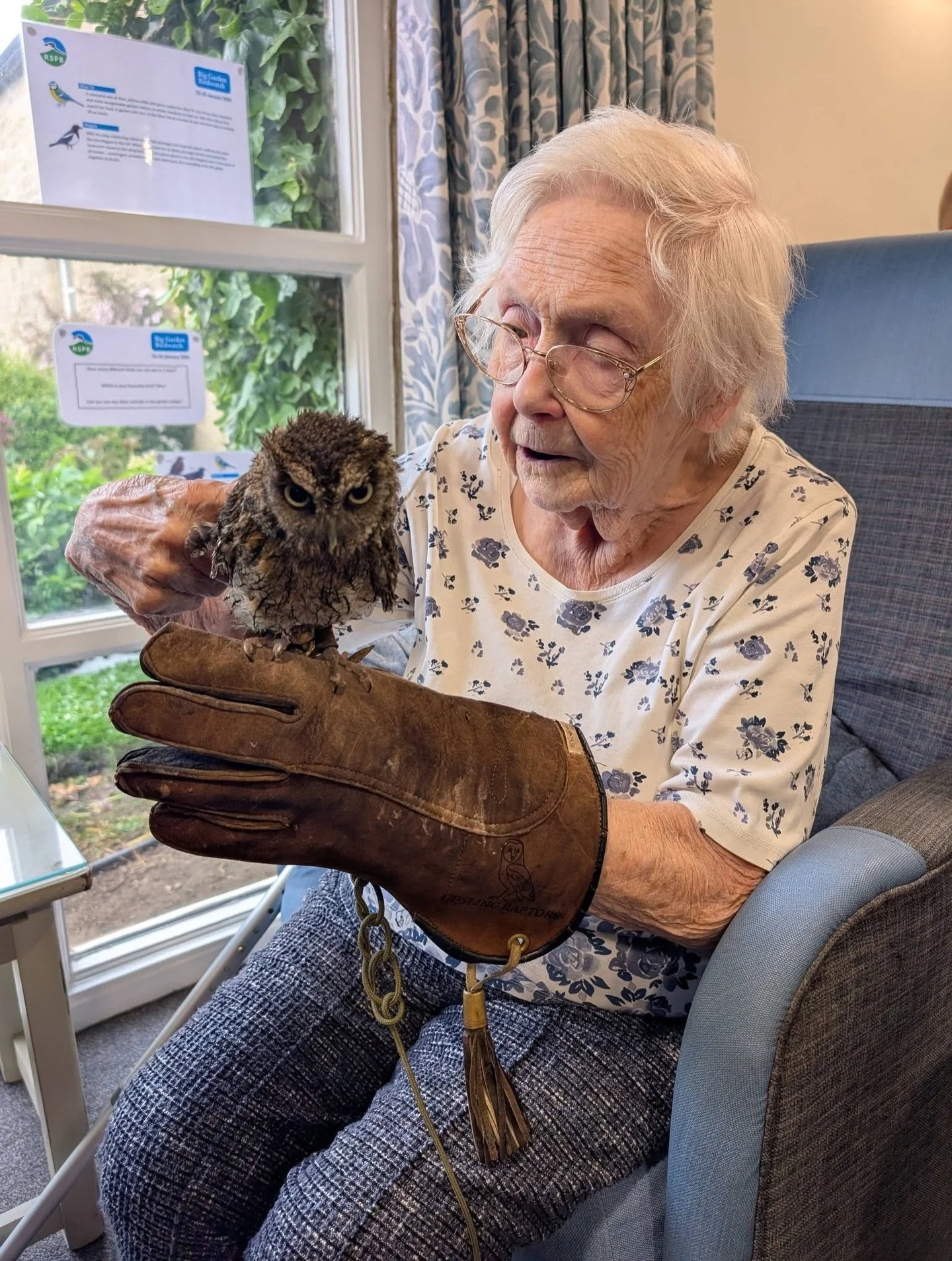 This week has been an absolute hoot!✨

Guess whooo flew by to visit the residents at Whorlton Grange? The amazing owls from Gosling Raptors swooped in for a truly unforgettable afternoon🦉

Ryton Towers showed off their creative flair with a beautifu