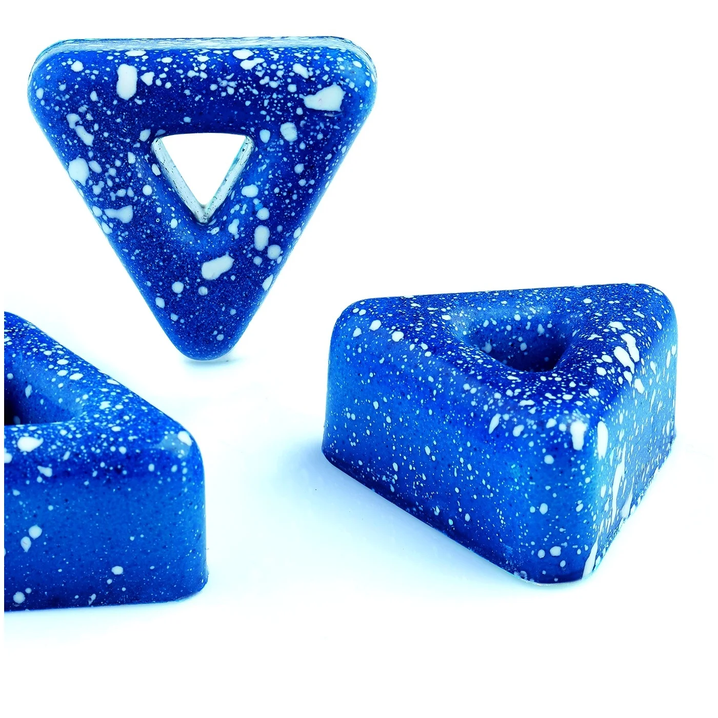 pc49-iconic-triangle-chocolate 1.jpg