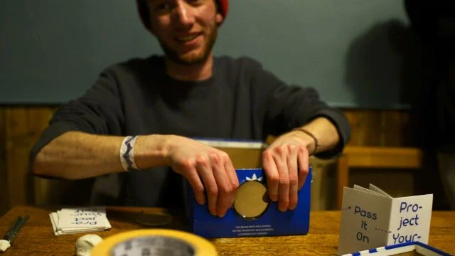 Build Your Own Smart Phone Projector