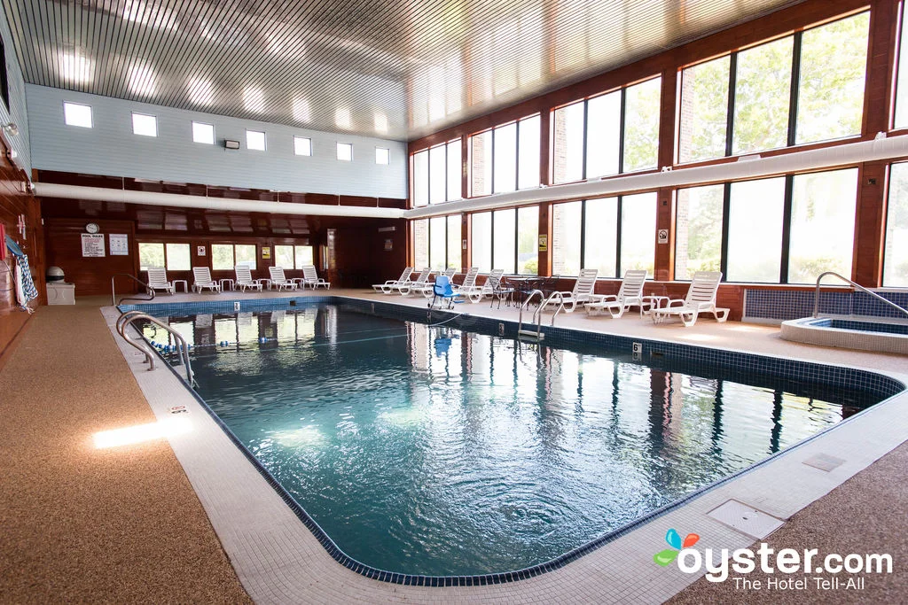 indoor-pool--v13334048-1024 - Copy.jpg