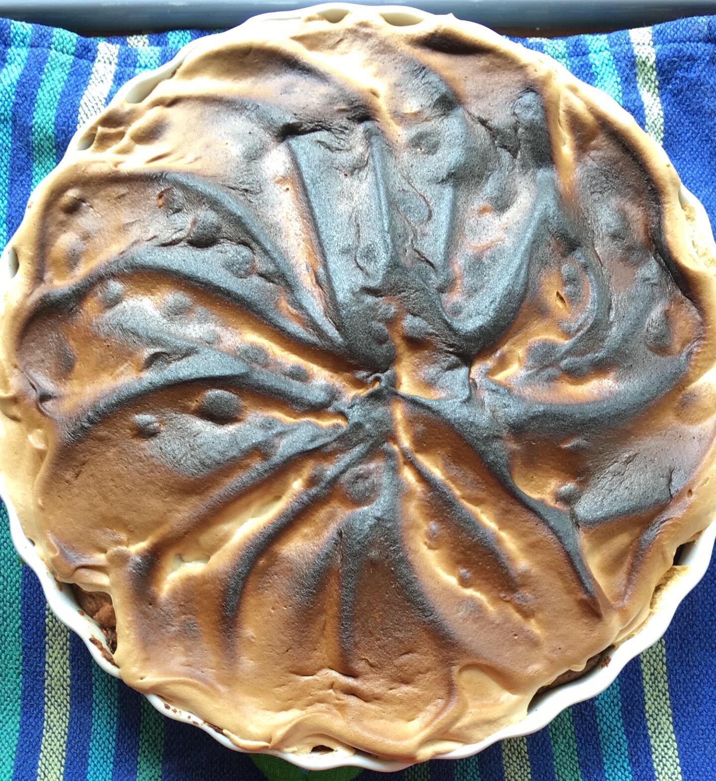 Burnt meringue2 crop.jpeg