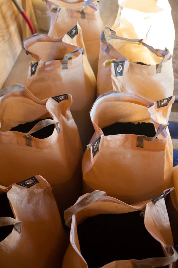 After composting, sukumo is bagged