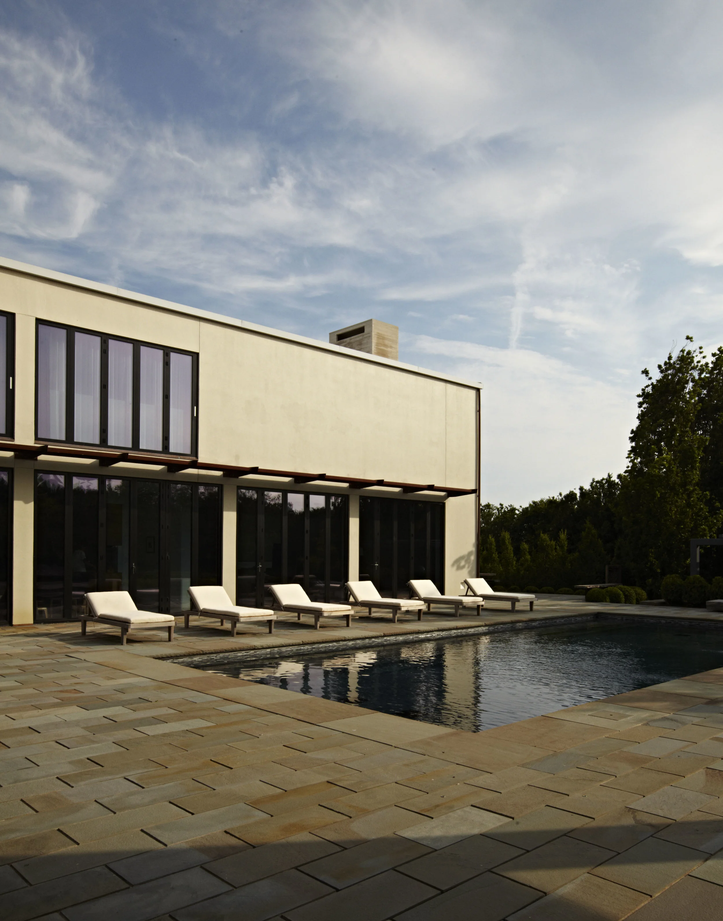 Bridgehampton exterior and pool