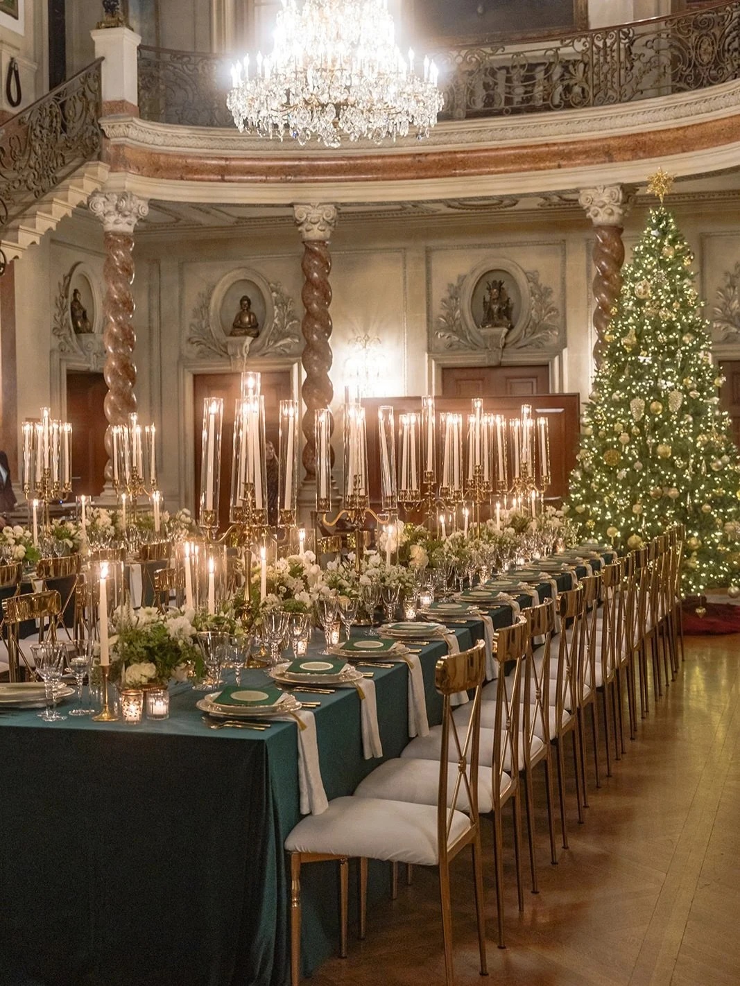 The magic of a holiday season wedding, forever in our minds.

Happy first anniversary, Phoebe &amp; John! This winter wonderland dripping in emerald and candlelight will live on as our definition of holiday romance 🕯️✨

Photographer @kylajeanette 
P