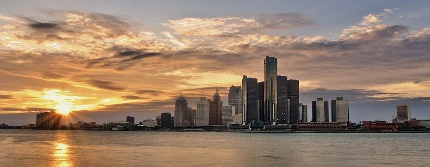 downtown-710313_1280.jpg