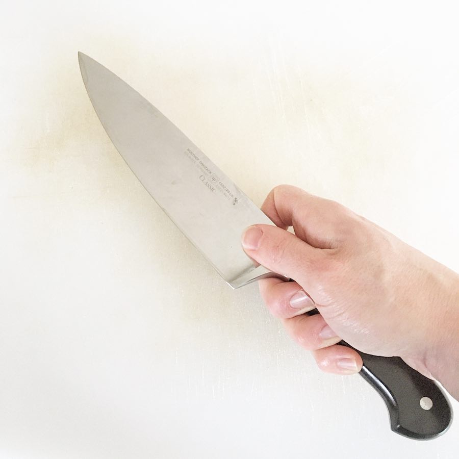 knife_skills_hand_positions_9.jpg