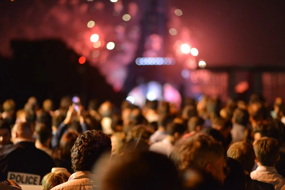 paris+crowd.jpg