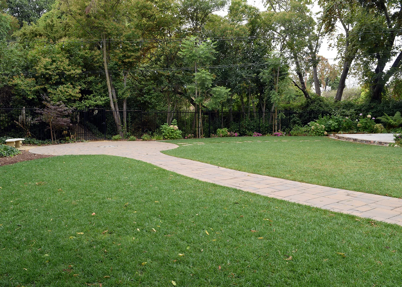 Exterior: back pathway to circle