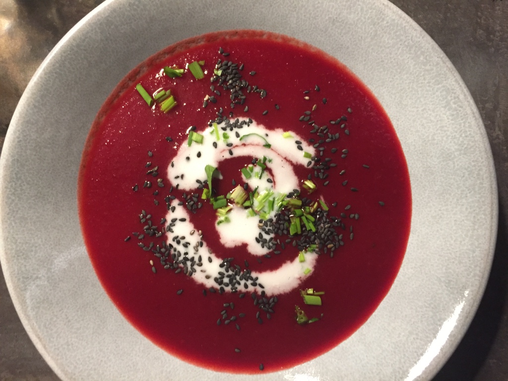 Rote Rüben Suppe_Nina Mandl TCM.jpg