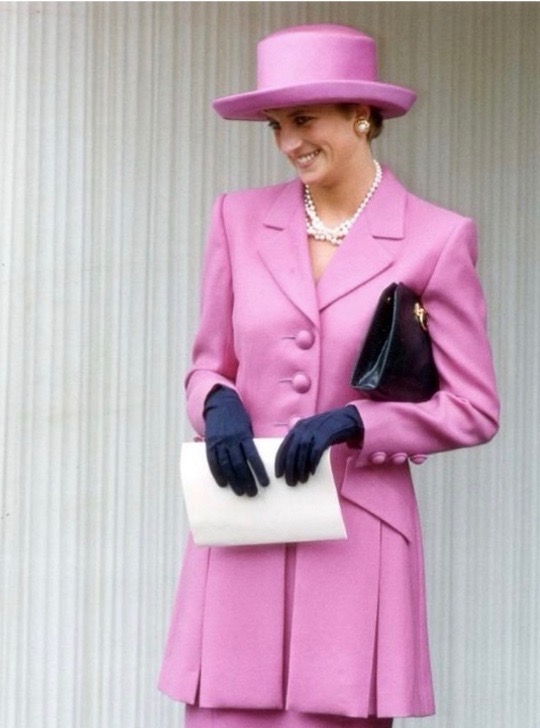 Princess Diana in Pink and blue outfit