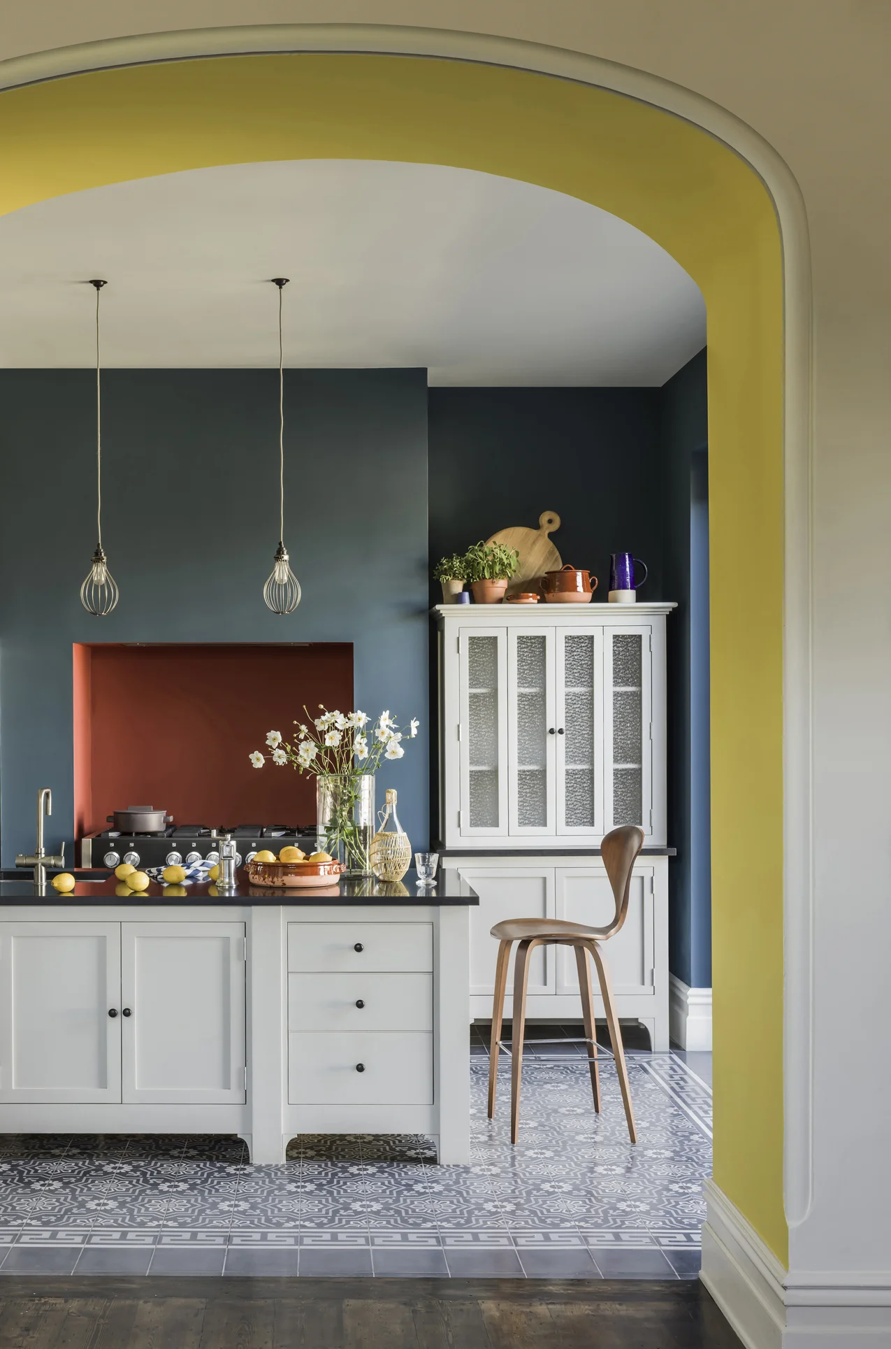 paint_by_conran_dandelion_puff,_copse_and_terracotta_pot.jpg
