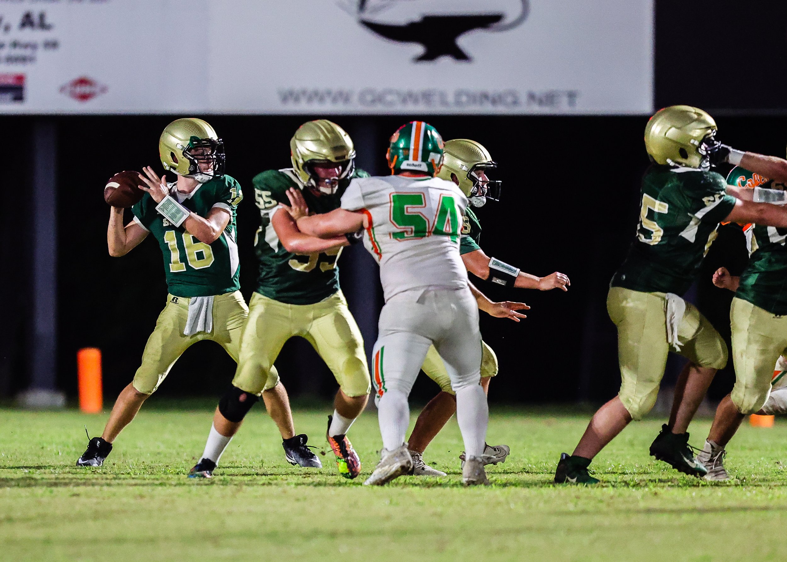 Oline Football 2023.jpg