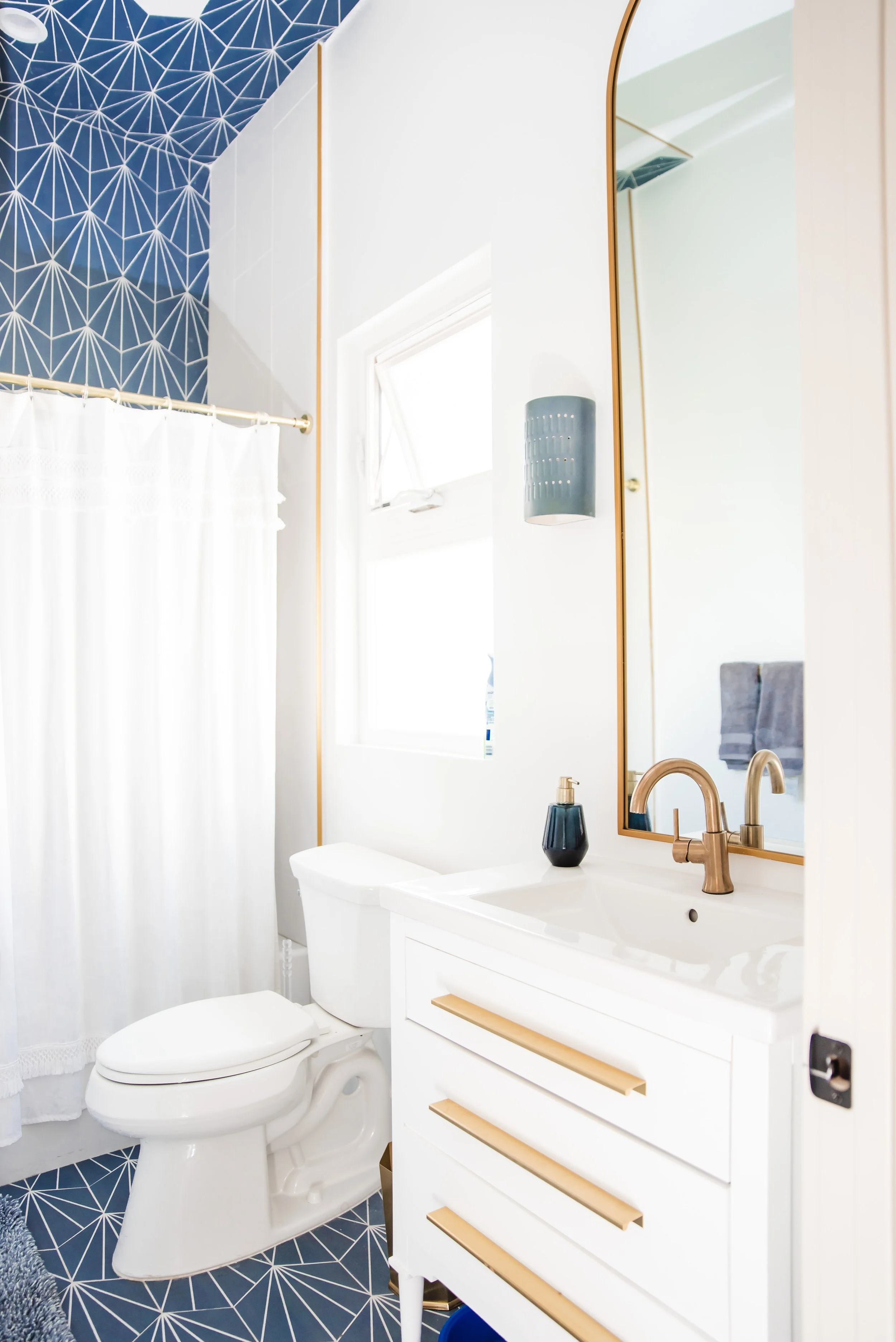 Danielle Backhouse-58.jpg