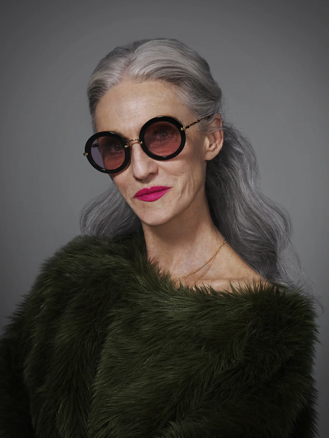 LINDA_RODIN_SHOT_02_027_r4.jpg