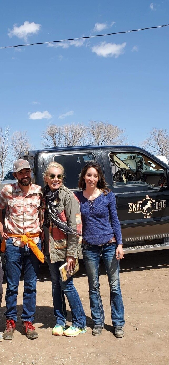 Clare &amp; Janelle w/ David Phillips on rescue of AIP Ambassador Stetson in Colorado Springs, CO