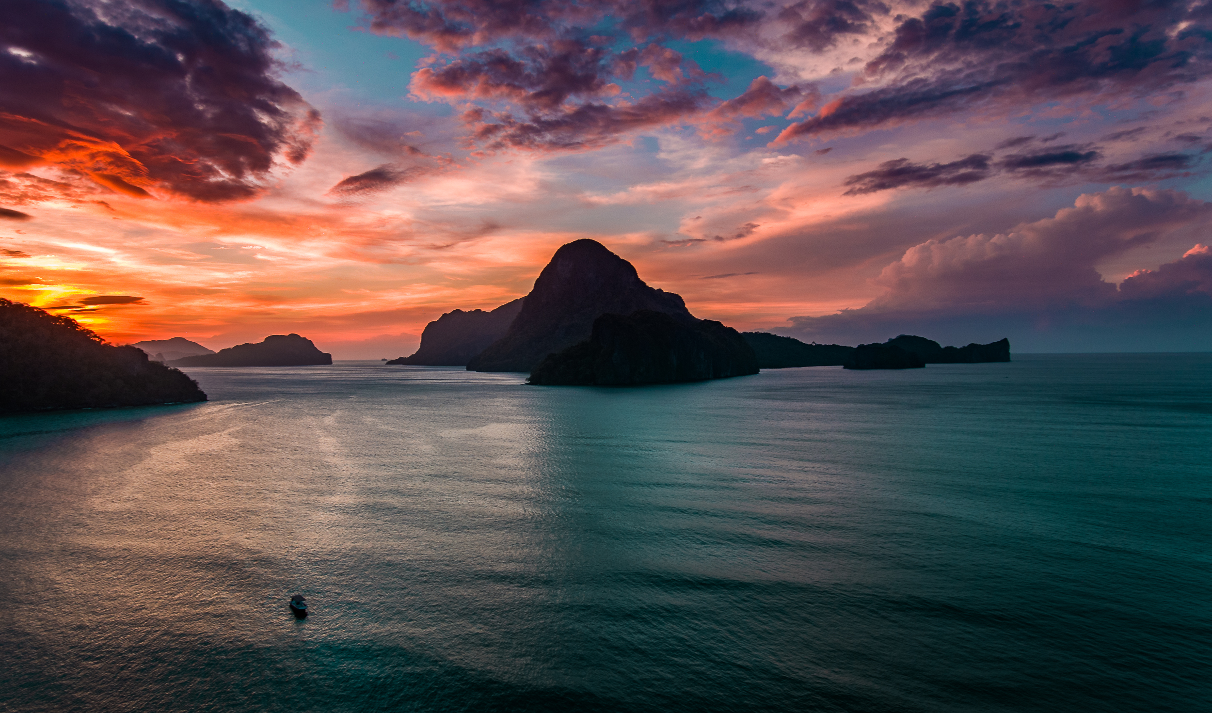El Nido nights