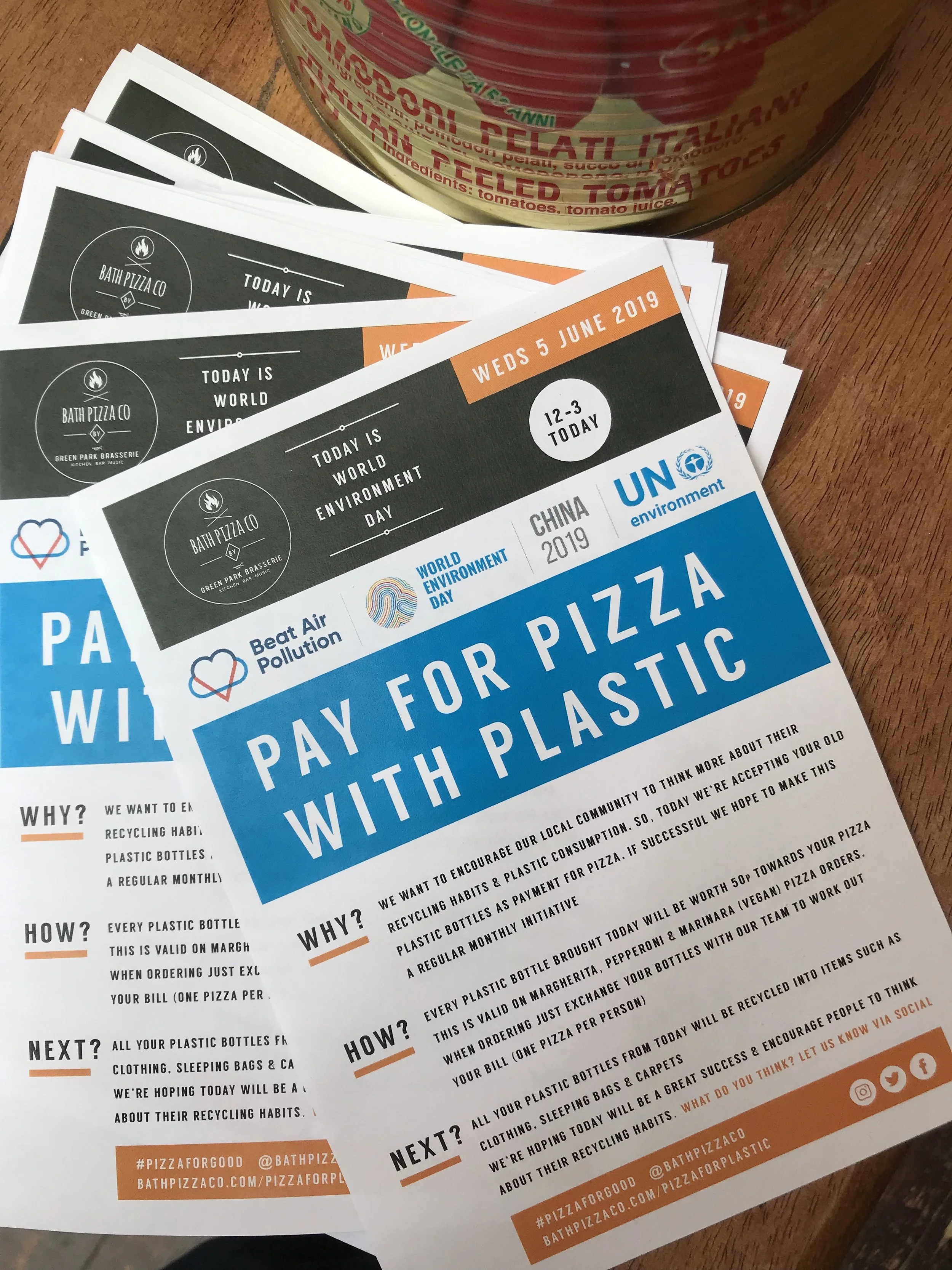pay-for-pizza-with-plastic.jpg