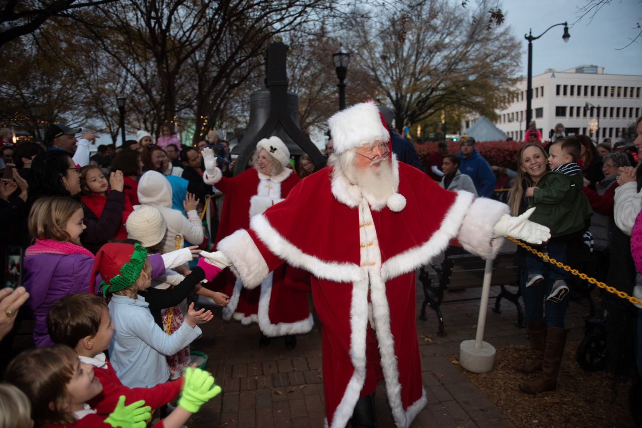 Santa Arrival2.jpeg